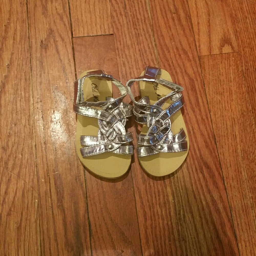 Cute Light Bronze Sandals. Sz.6